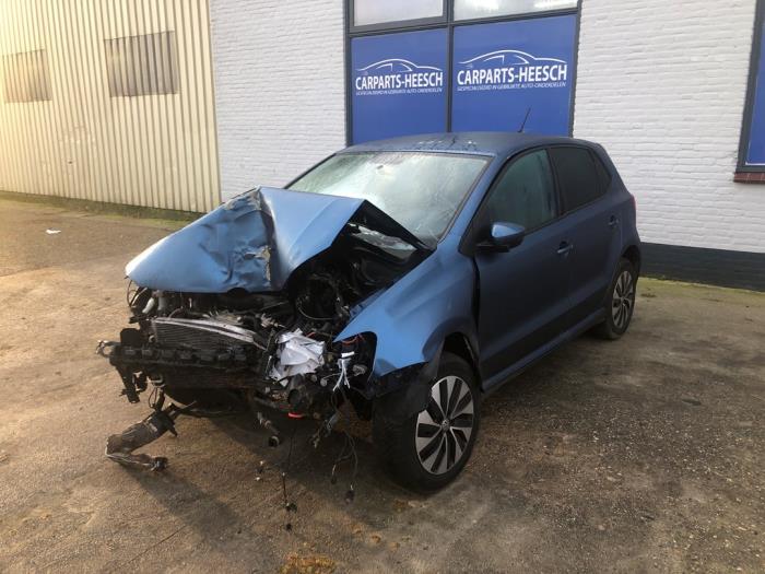 Volkswagen Polo V 1.0 TSI 12V BlueMotion Sloopvoertuig (2016, Blauw)