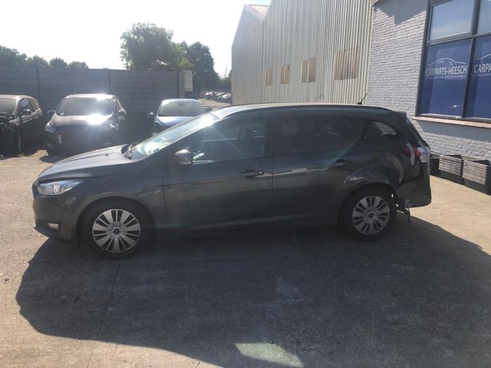 Ford Focus 3 Wagon 1.0 Ti-VCT EcoBoost 12V 125 Sloopvoertuig (2016, MAGNETIC)