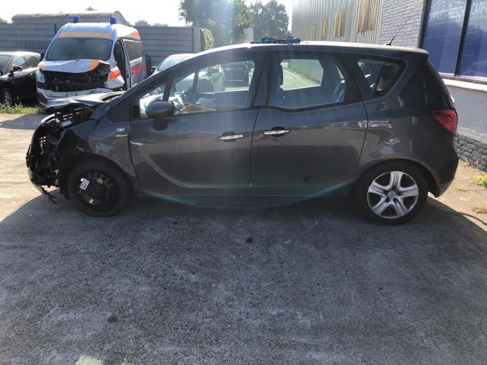 Opel Meriva 1.4 Turbo 16V ecoFLEX Sloopvoertuig (2011, GAL)