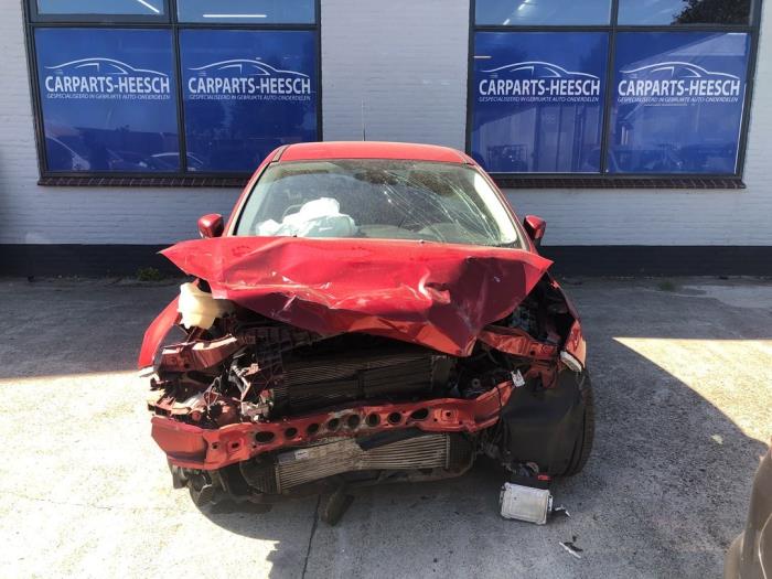 Ford Focus 3 1.6 EcoBoost 16V Sloopvoertuig (2011, Getint, Rood, Candy White, Geblindeerd)