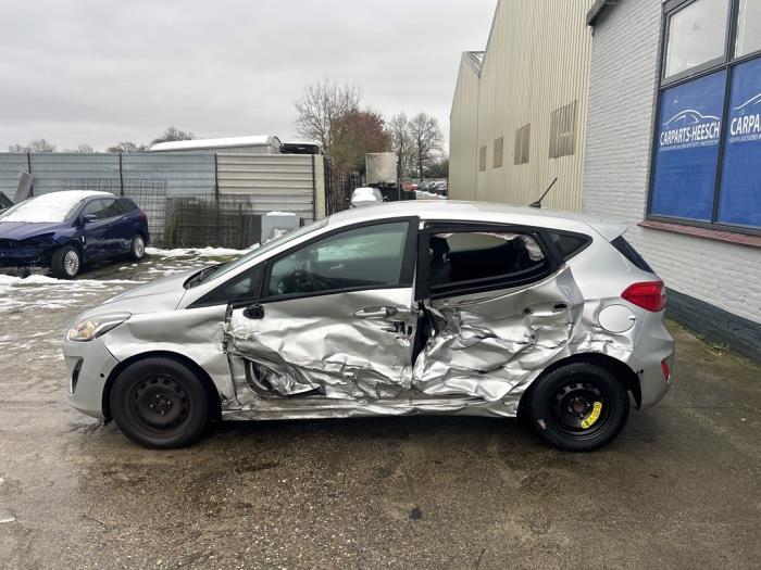 Ford Fiesta Sloopvoertuig (2019, Moondust, Zilver)