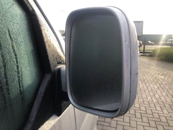 Volkswagen Transporter T5 2.5 TDi Sloopvoertuig (2004, Zilver)