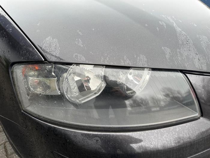 Audi A3 2.0 16V FSI Sloopvoertuig (2003, Grijs)