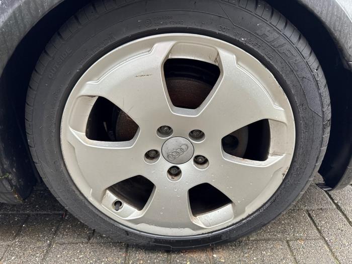 Audi A3 2.0 16V FSI Sloopvoertuig (2003, Grijs)