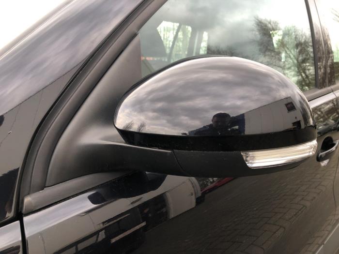 Volkswagen Tiguan 1.4 TSI 16V Sloopvoertuig (2009, Zwart)