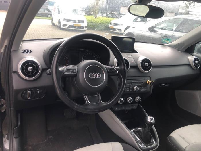 Audi A1 1.4 TFSI 16V 122 Sloopvoertuig (2010, Zwart)