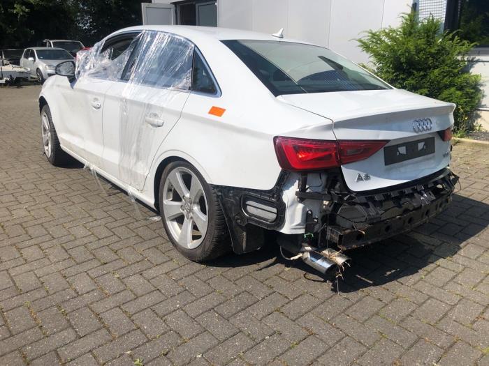 Audi A3 Limousine 1.4 TFSI ACT 16V Sloopvoertuig (2014, Wit)