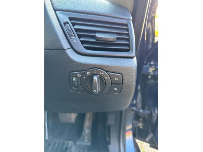 BMW X1 xDrive 20d 2.0 16V Sloopvoertuig (2009, Blauw)