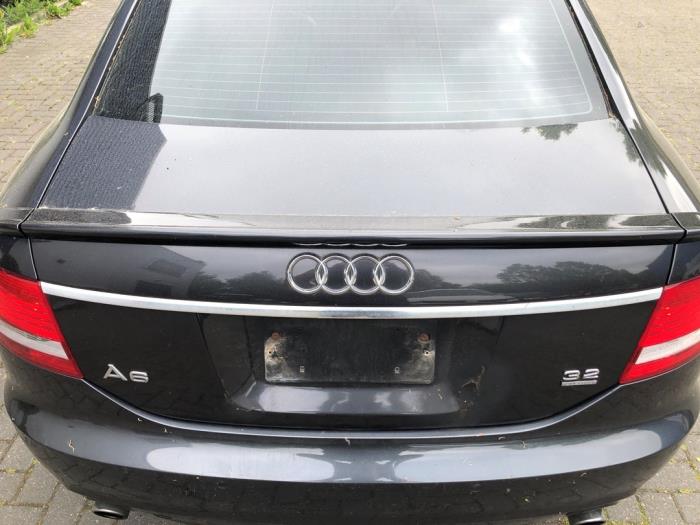 Audi A6 3.2 V6 24V FSI Quattro Sloopvoertuig (2006, Grijs)