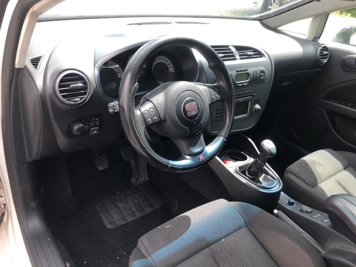 Seat Leon 2.0 TFSI FR 16V Sloopvoertuig (2007, Wit)