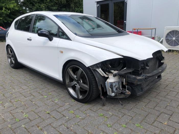 Seat Leon 2.0 TFSI FR 16V Sloopvoertuig (2007, Wit)