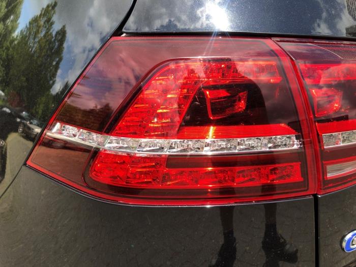 Volkswagen Golf VII 1.4 GTE 16V Sloopvoertuig (2015, Zwart)