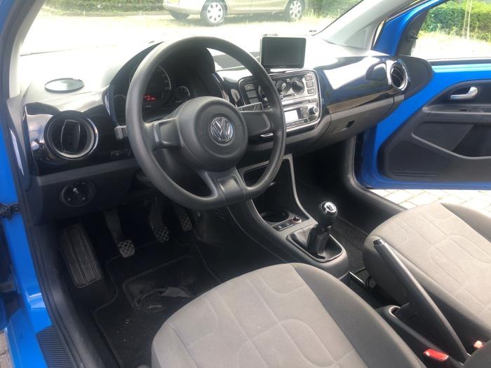 Volkswagen Up! 1.0 12V 60 Sloopvoertuig (2015, Blauw)