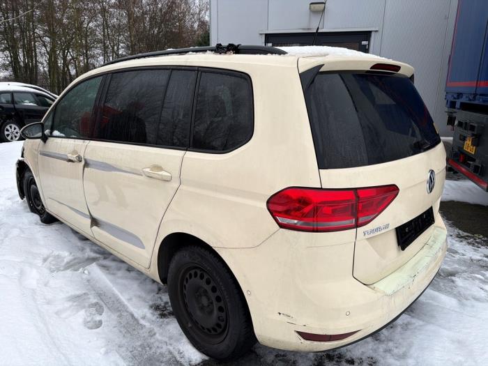 Volkswagen Touran 2.0 TDI 150 Sloopvoertuig (2020, Beige)