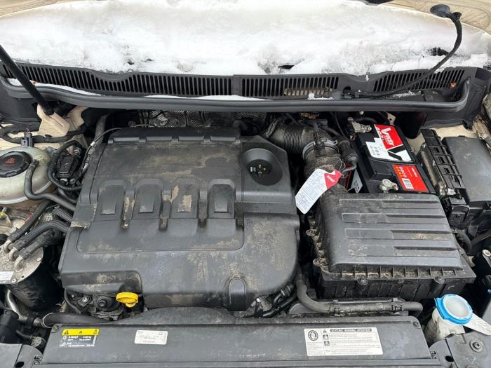 Volkswagen Touran 2.0 TDI 150 Sloopvoertuig (2020, Beige)