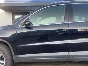 Volkswagen Tiguan 2.0 TSI 16V 4Motion Sloopvoertuig (2009, Zwart)