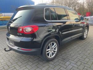 Volkswagen Tiguan 2.0 TSI 16V 4Motion Sloopvoertuig (2009, Zwart)