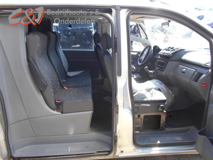 Mercedes Vito 2.2 115 CDI 16V Sloopvoertuig (2004, Metallic, Zilvergrijs)