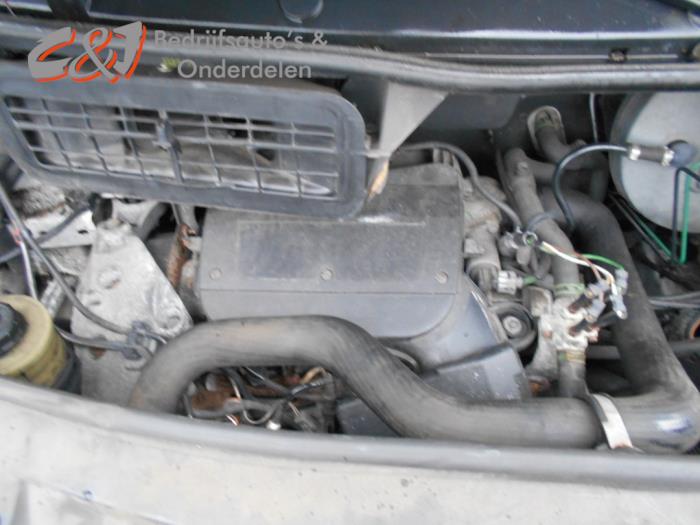 Opel Vivaro 1.9 DI Sloopvoertuig (2002, Wit)