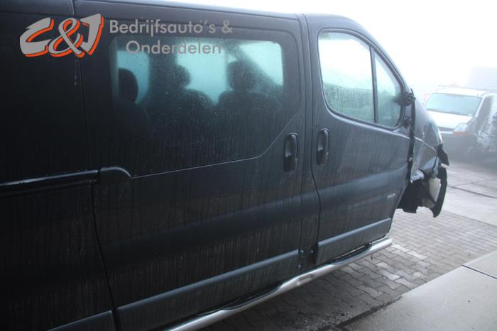 Opel Vivaro 2.0 CDTI Sloopvoertuig (2010, Zwart)