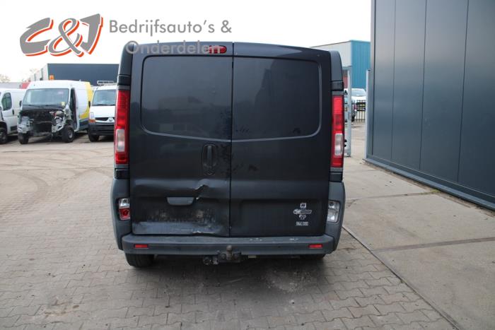 Opel Vivaro 2.0 CDTI Sloopvoertuig (2010, Zwart)