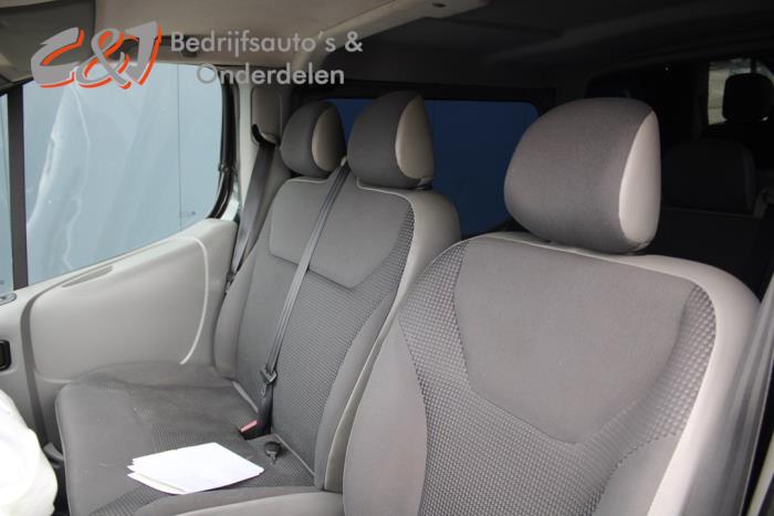 Opel Vivaro 2.0 CDTI Sloopvoertuig (2010, Zwart)