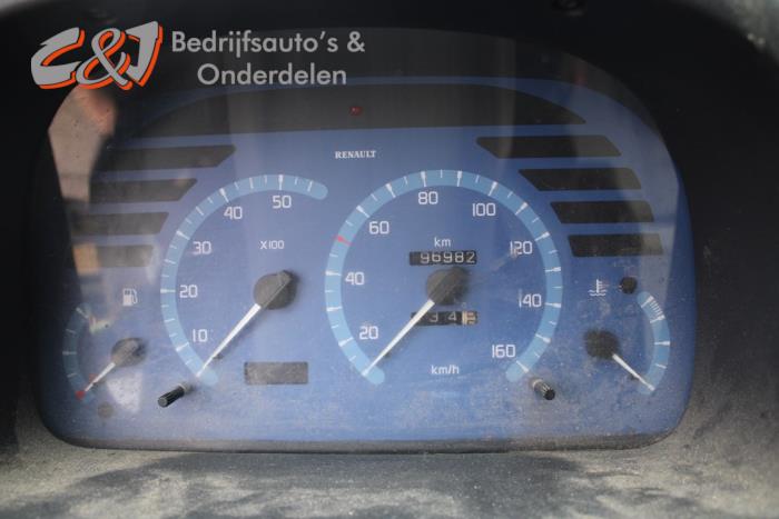 Renault Master II 2.8 dTi Sloopvoertuig (2000, Groen)