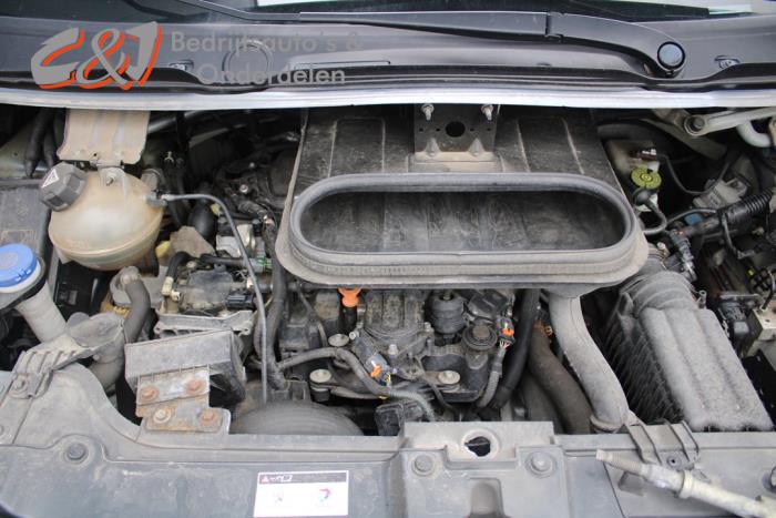 Peugeot Expert 2.0 HDiF 16V 130 Sloopvoertuig (2016, Ijzer, Grijs, Moonmist)