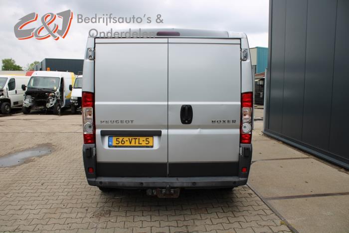 Peugeot Boxer 2.2 HDi 120 Euro 4 Sloopvoertuig (2008, Zilvergrijs)