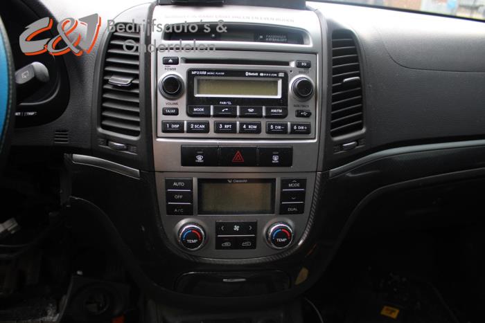 Hyundai Santa Fe II 2.2 CRDi 16V 4x4 Sloopvoertuig (2011, Wit)