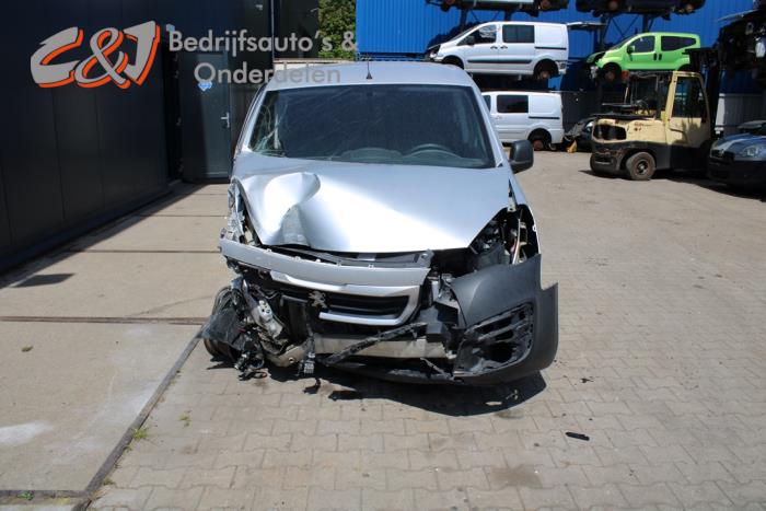 Peugeot Partner 1.6 HDI, BlueHDI 75 Sloopvoertuig (2018, Metallic, Zilvergrijs)