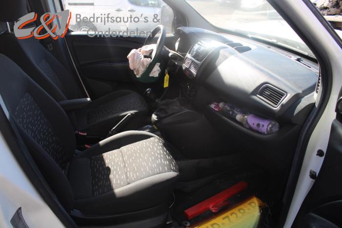 Opel Combo 1.3 CDTI 16V ecoFlex Sloopvoertuig (2015, Wit)