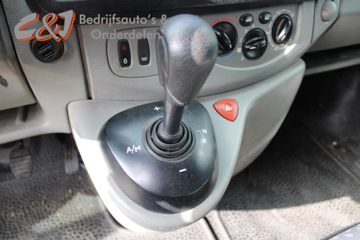 Renault Trafic New 2.5 dCi 16V 145 Sloopvoertuig (2007, Wit)