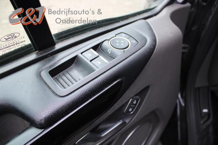 Ford Tourneo Custom 2.0 TDCi 16V Eco Blue 130 Sloopvoertuig (2020, Zwart)