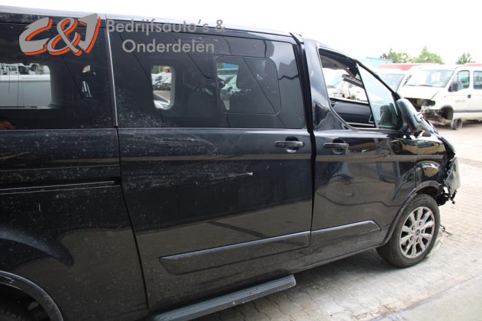 Ford Tourneo Custom 2.0 TDCi 16V Eco Blue 130 Sloopvoertuig (2020, Zwart)