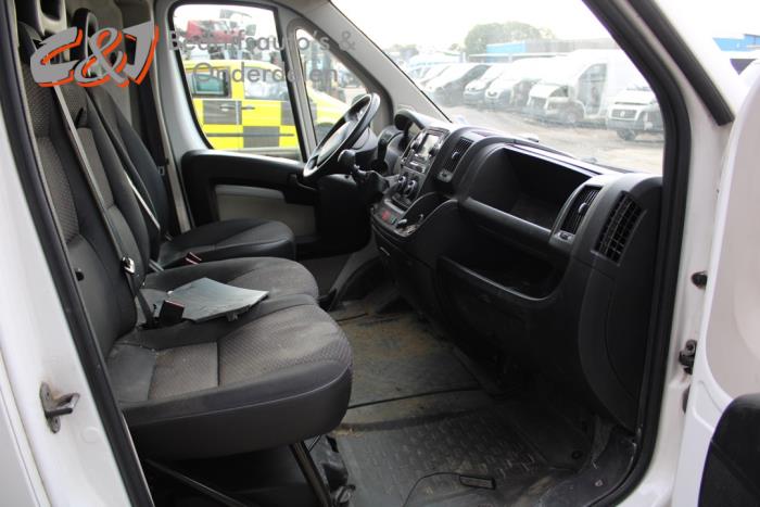 Peugeot Boxer 2.2 HDi 130 Euro 5 Sloopvoertuig (2016, Wit)