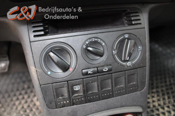 Volkswagen Polo III 1.6 GTI 16V Sloopvoertuig (2001, Zwart)