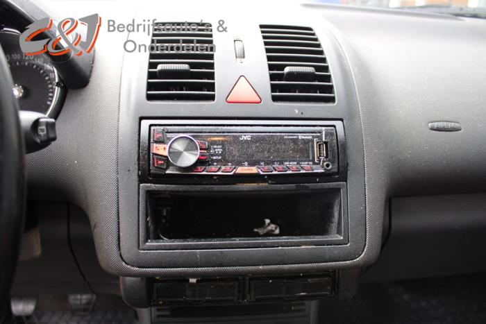 Volkswagen Polo III 1.6 GTI 16V Sloopvoertuig (2001, Zwart)