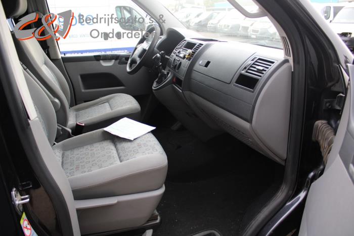 Volkswagen Transporter T5 2.5 TDi Sloopvoertuig (2007, Zwart)