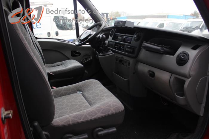 Renault Master II 2.5 dCi 16V 115 Sloopvoertuig (2006, Rood)