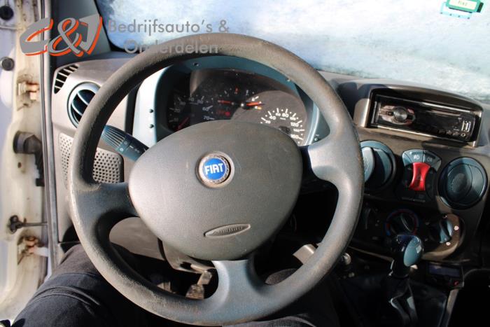 Fiat Doblo 1.9 JTD Sloopvoertuig (2003, Wit)