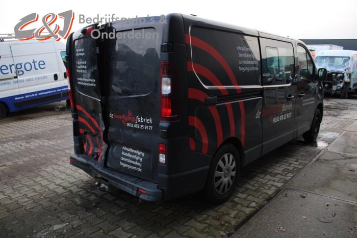 Renault Trafic 1.6 dCi 140 Twin Turbo Sloopvoertuig (2015, Zwart)