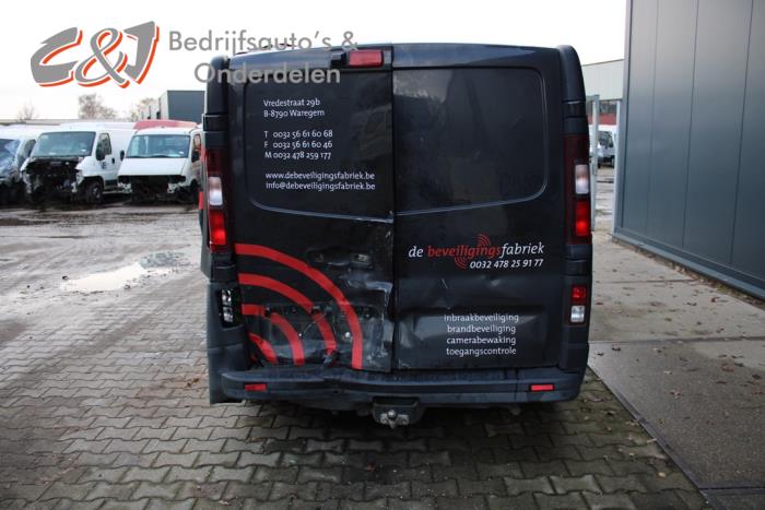 Renault Trafic 1.6 dCi 140 Twin Turbo Sloopvoertuig (2015, Zwart)