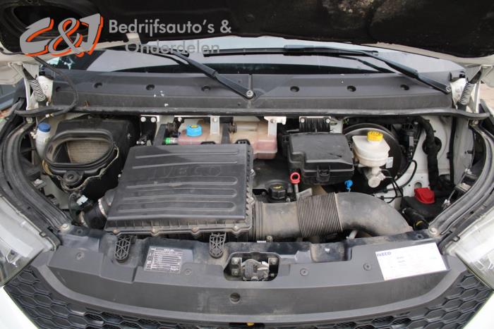 Iveco New Daily VI 35C17, 35S17, 40C17, 50C17, 65C17, 70C17 Sloopvoertuig (2015, Wit)
