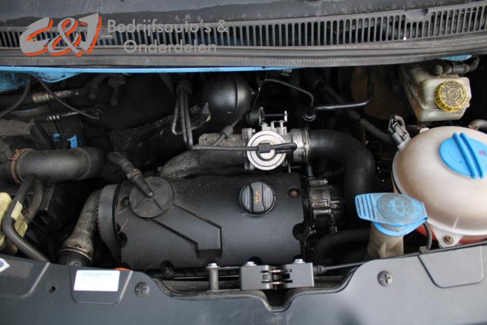 Volkswagen Transporter T5 1.9 TDi Sloopvoertuig (2004, Blauw)