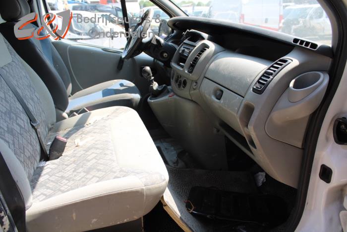 Opel Vivaro 1.9 DTI 16V Sloopvoertuig (2005, Wit)