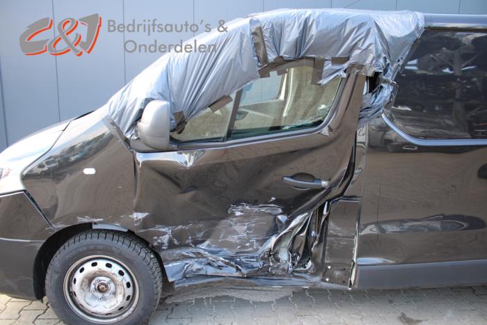 Renault Trafic 1.6 dCi 125 Twin Turbo Sloopvoertuig (2019, Zwart)