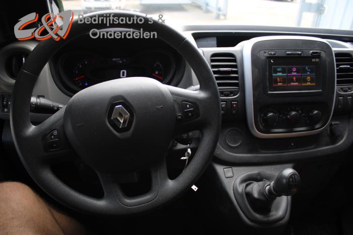 Renault Trafic 1.6 dCi 125 Twin Turbo Sloopvoertuig (2019, Zwart)