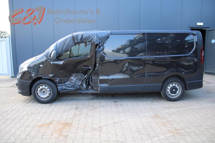 Renault Trafic 1.6 dCi 125 Twin Turbo Sloopvoertuig (2019, Zwart)