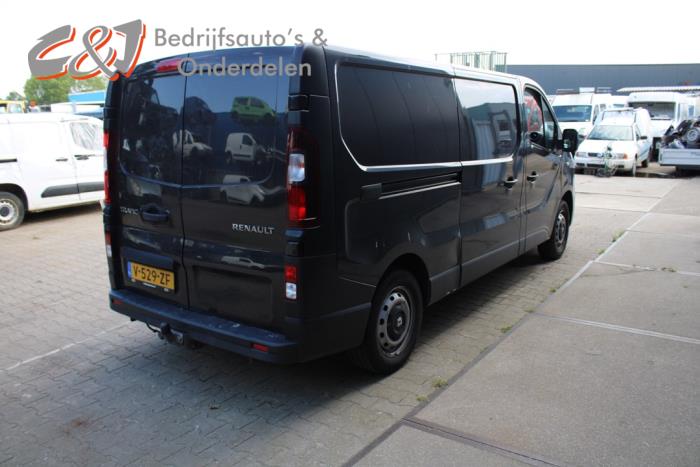 Renault Trafic 1.6 dCi 125 Twin Turbo Sloopvoertuig (2019, Zwart)